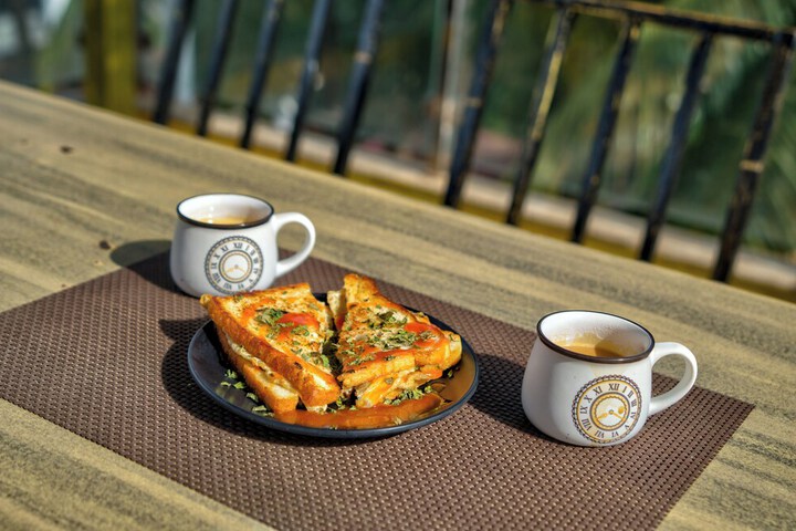Breakfast/Coffee Service 25 of 28