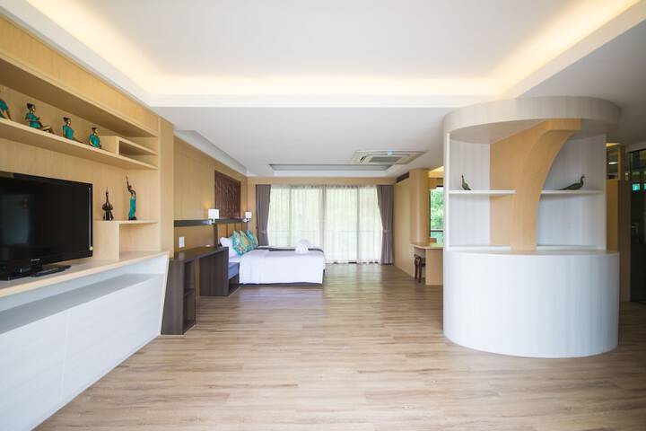 Room 27 of 119