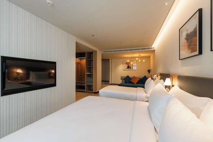 Room 41 of 78
