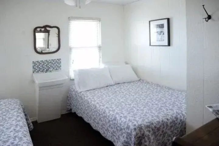 Photo of Housers Hotel