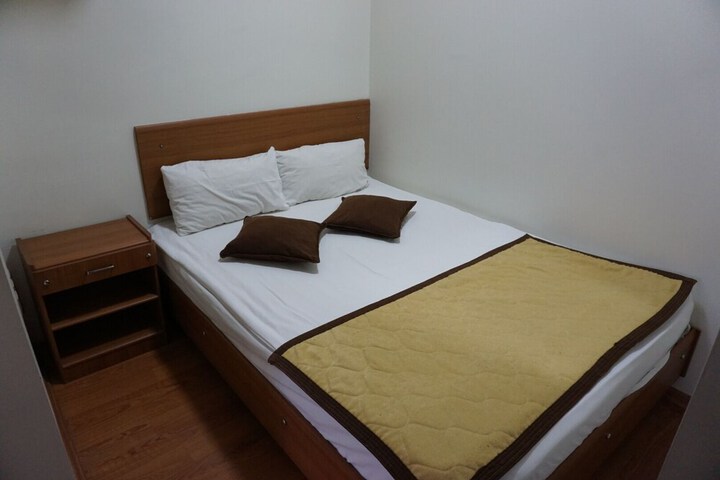 Room 26 of 49