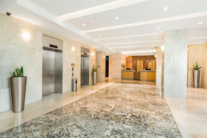 Guest Lobby