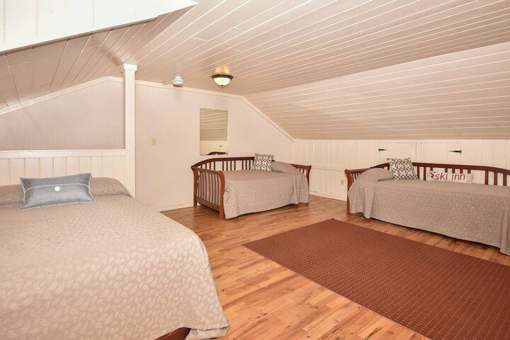 1 Bedroom Condo Villa Queen Bed Sofa (112 of 252)