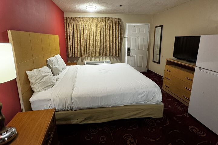 Room 19 of 47