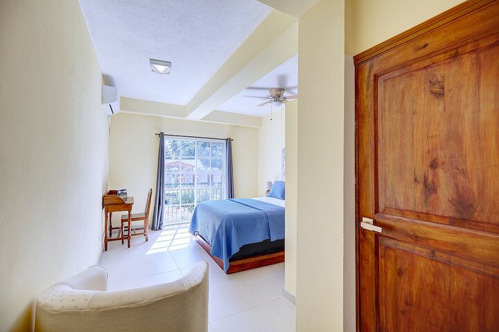Room 4 of 24