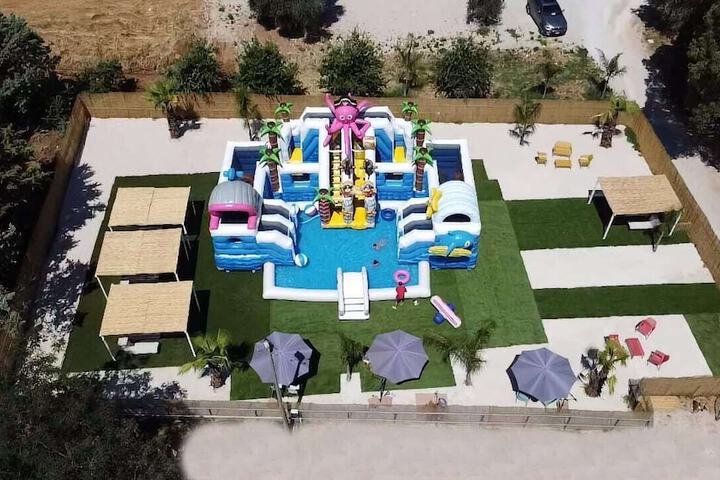 Pool 31 of 49