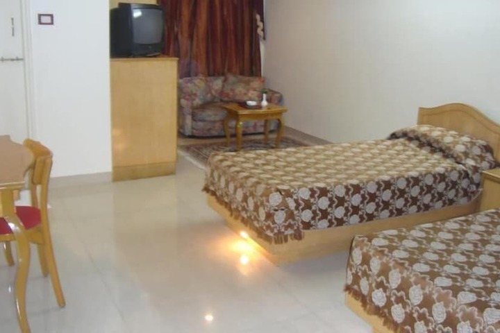 Room 8 of 26