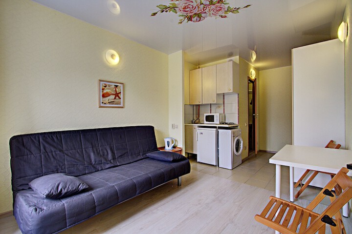 Room 9 of 19