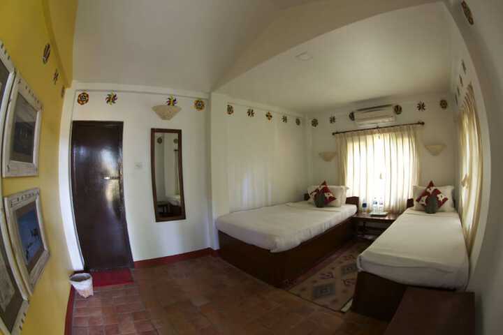 Room 18 of 21