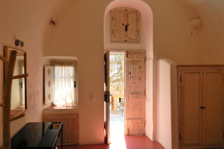 Room 13 of 53