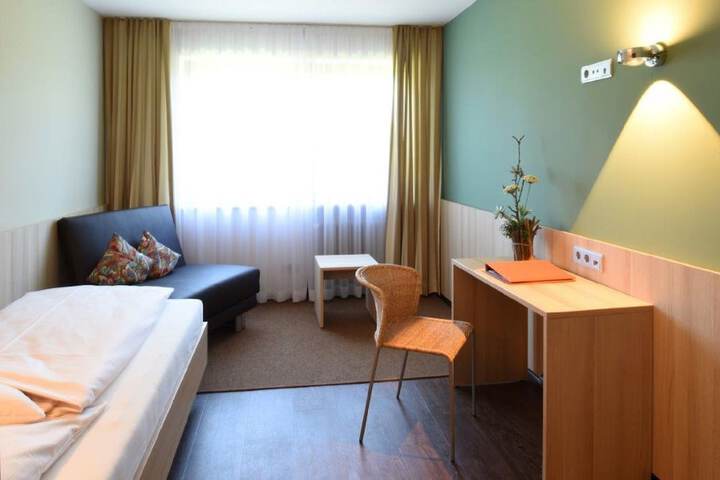 Room 5 of 53