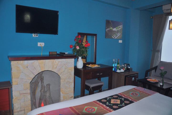 Room 12 of 72