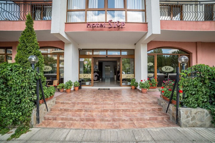 Hotel 45 of 54