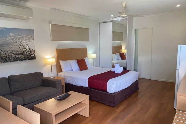 Room 15 of 50