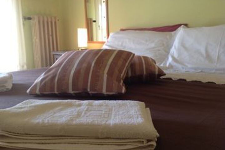 Room 50 of 60