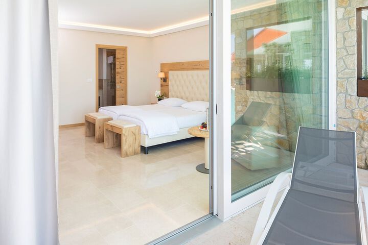 Room 20 of 121