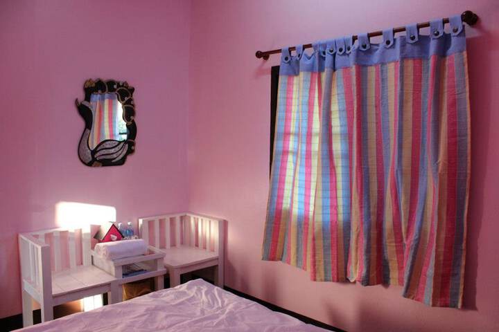 Room 18 of 25