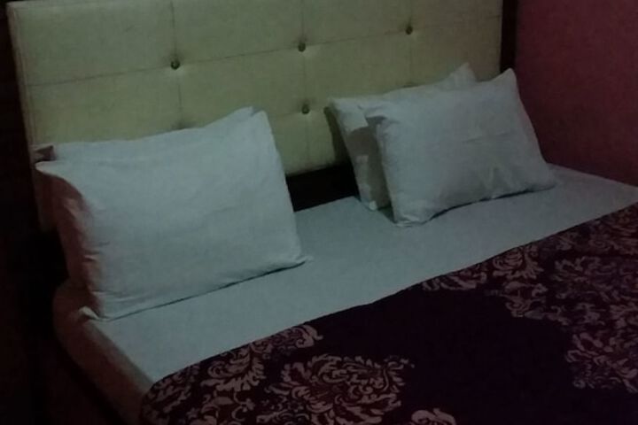 Room 16 of 21