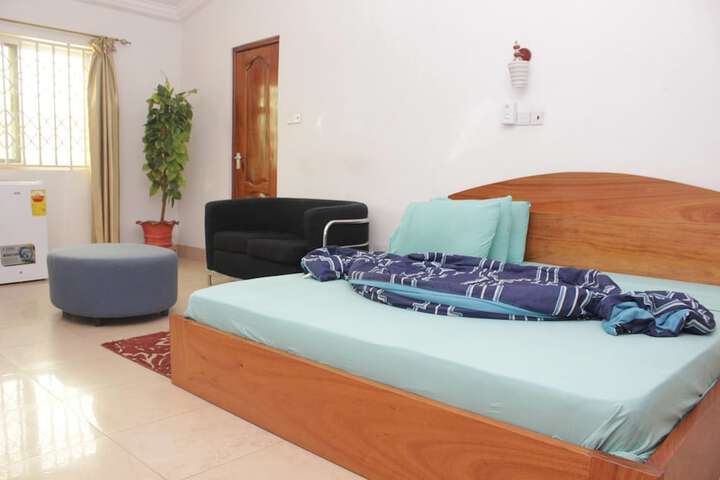 Room 3 of 18