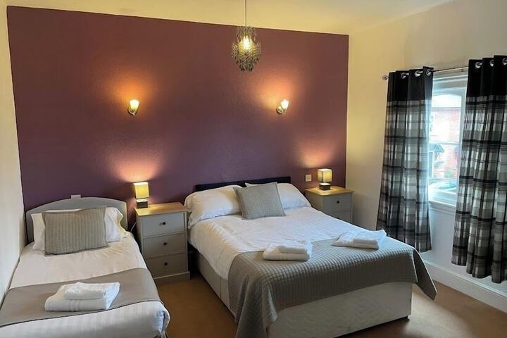 Room 4 of 23
