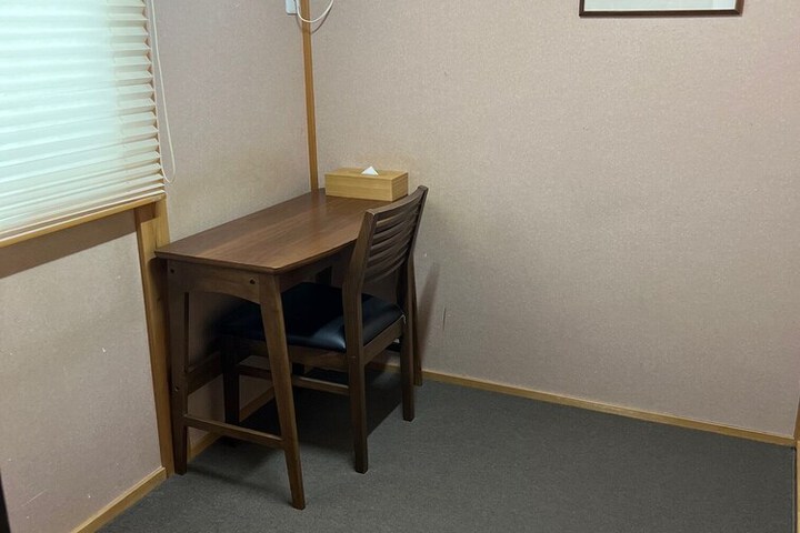 Room 16 of 29