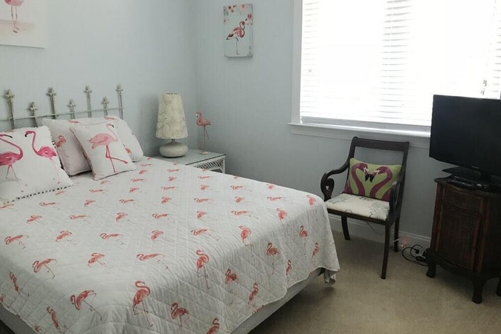 Room 4 of 10