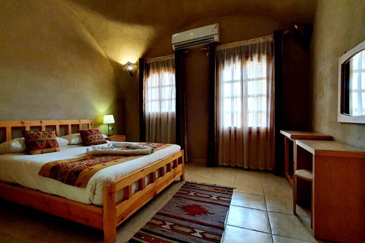 Room 58 of 218