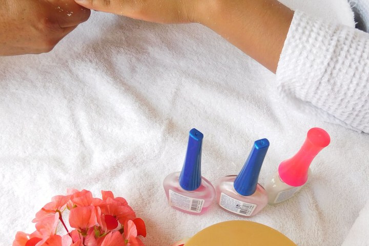 Nail salon
