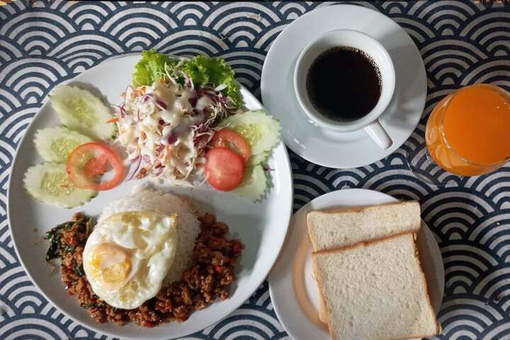 Breakfast/Coffee Service 23 of 27