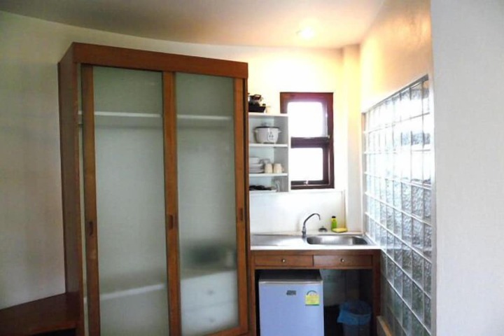 Private kitchenette