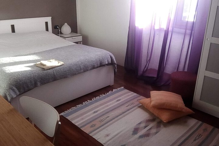 Room 14 of 18