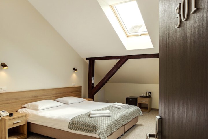 Room 20 of 58