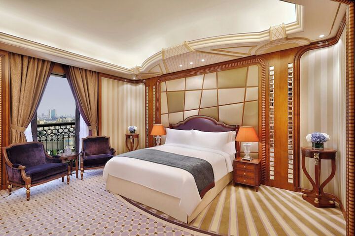 Room 26 of 110