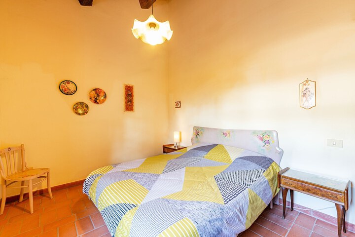 Room 16 of 36