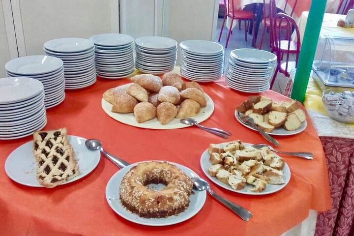 Breakfast buffet