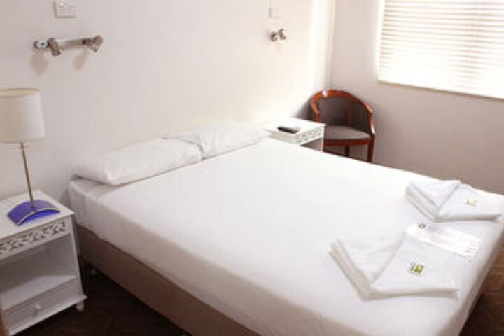 Room 5 of 19
