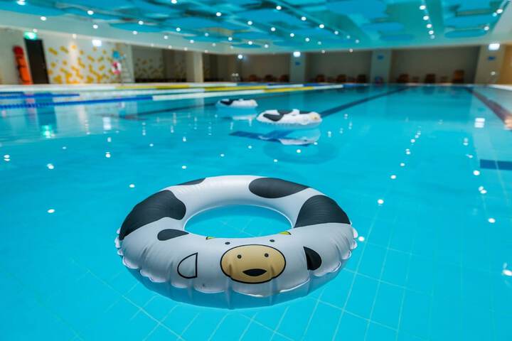 Pool 118 of 208