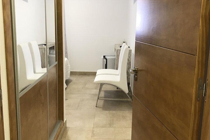 Room 5 of 45