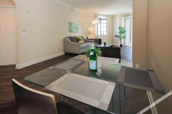 West Hollywood Luxury Condos in Los Angeles, CA