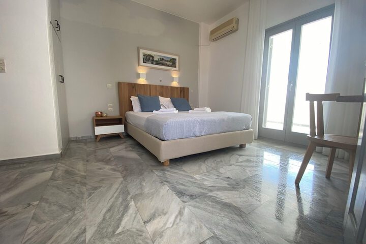Room 51 of 125