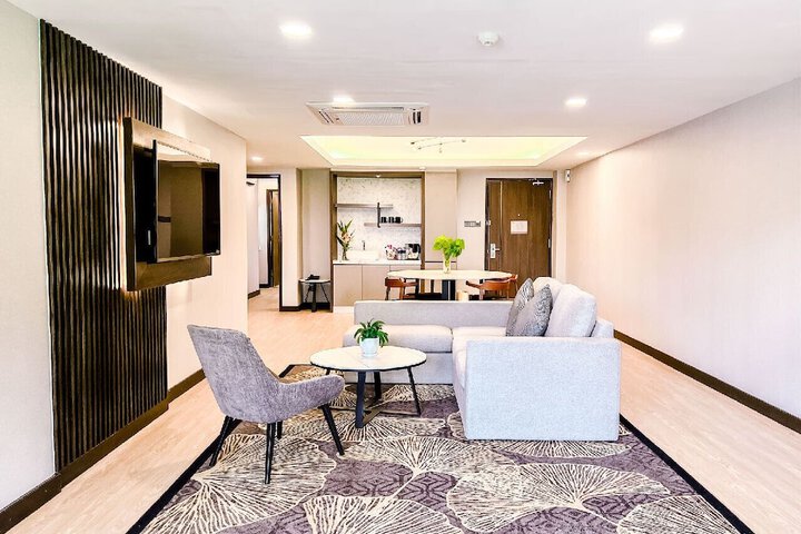 Room 12 of 22