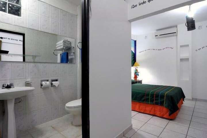 Room 8 of 8