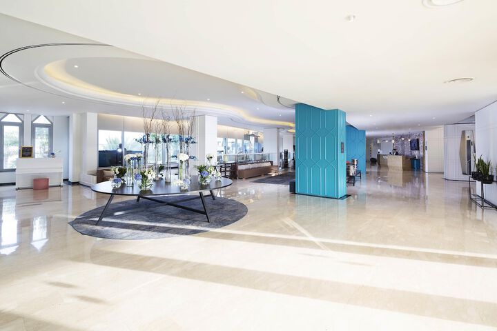 Hotel Interior 4 of 84