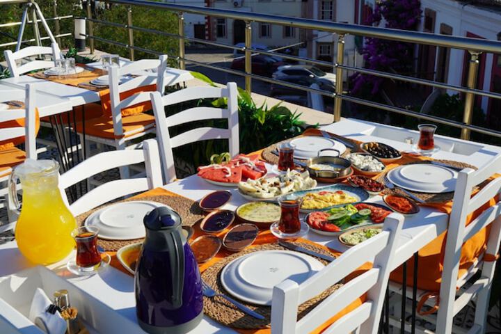 Breakfast/Coffee Service 20 of 25