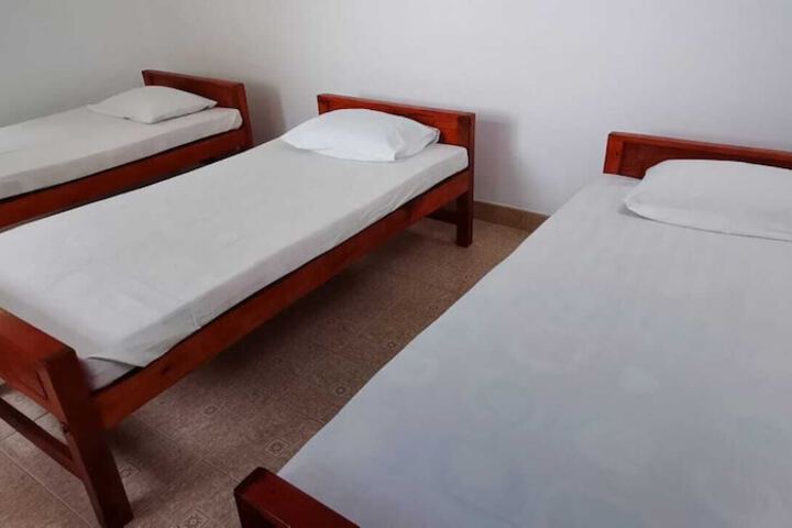 Room 16 of 151