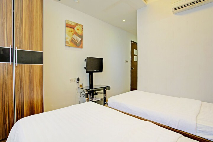 Room 14 of 27