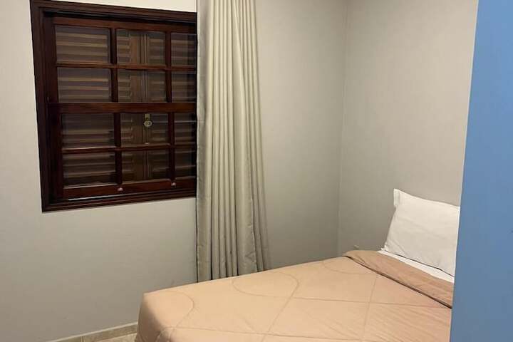 Room 4 of 14