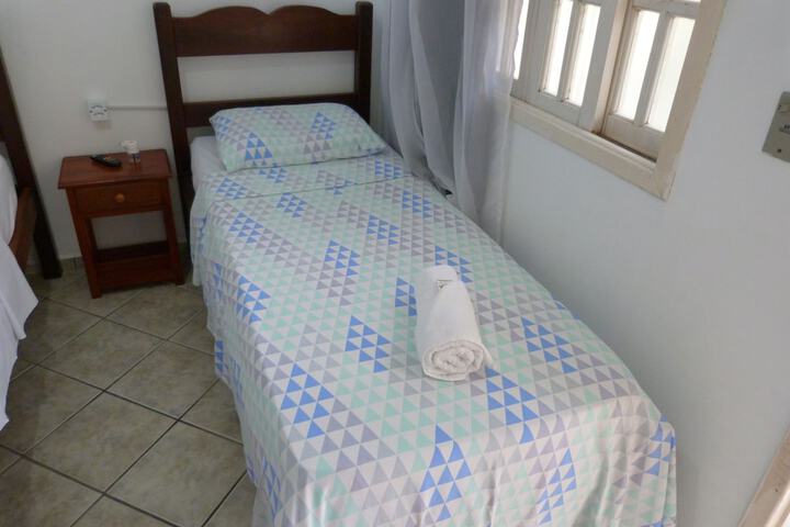 Room 5 of 49