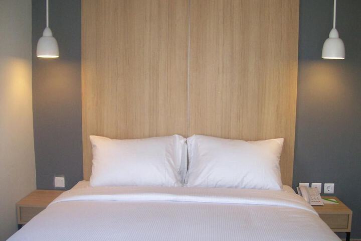 Room 13 of 56
