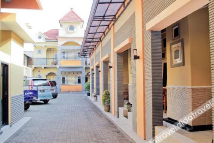 Hotel 3 of 4